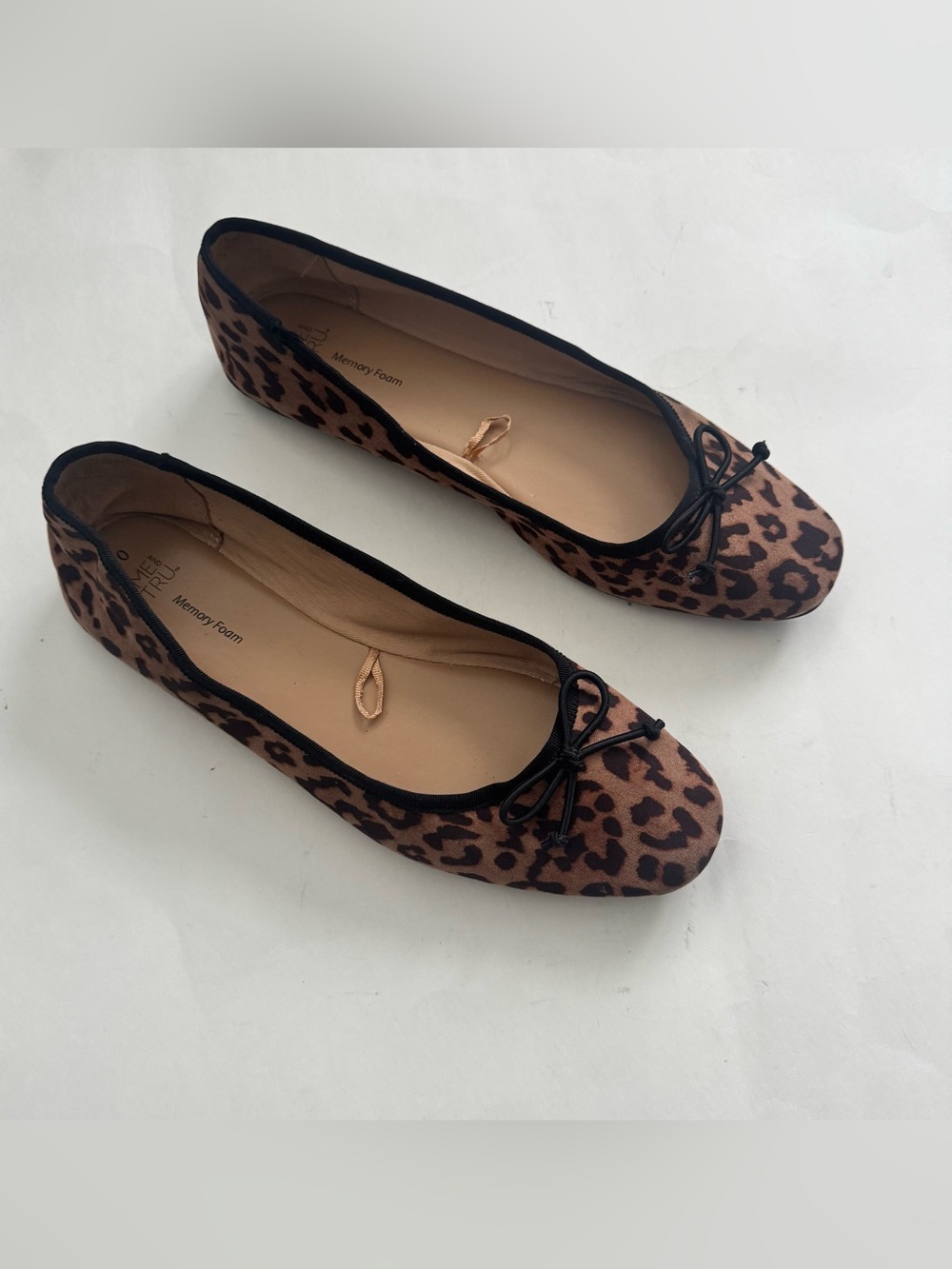 Time and Tru Leopard Print Ballet Flats Shoes 10 Memory Foam Slip On Bow Basics